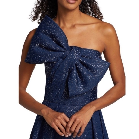 Teri Jon By Rickie Freeman Asymmetric Bow Metallic Sparkle Jacquard Maxi Gown - Picture 7 of 12